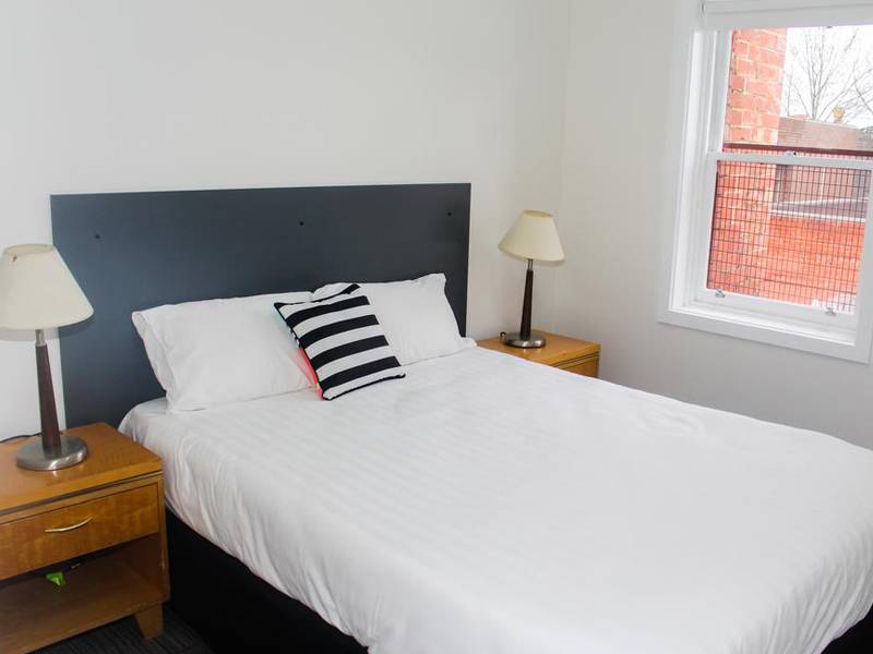 Old Crown Hotel Accommodation Bendigo CBD