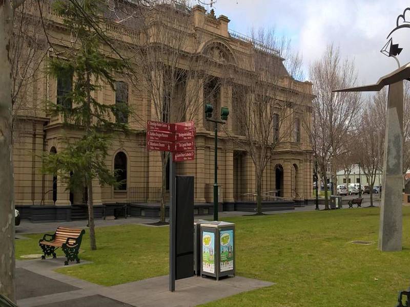 Old Crown Hotel Accommodation Bendigo CBD
