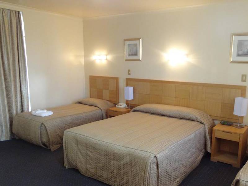 Desert Sand Motor Inn