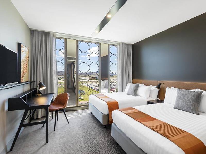 Vibe Hotel Canberra Airport
