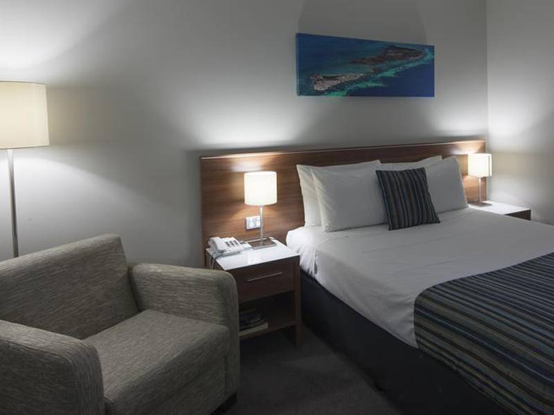 Ocean Centre Hotel