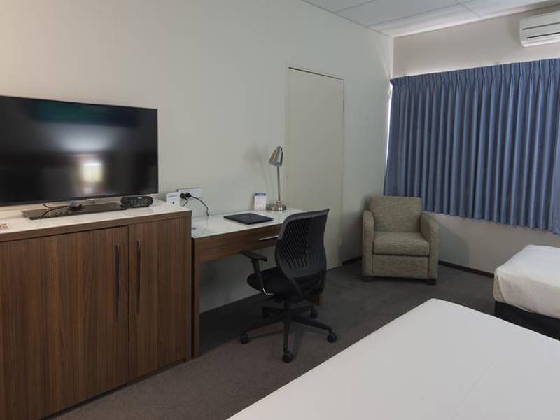 Ocean Centre Hotel