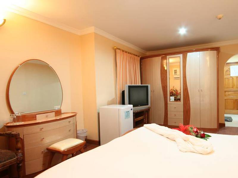 Sea Shell Hotel