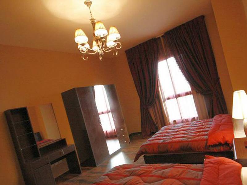 Al Manzil Hotel Apartments