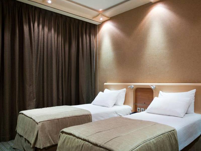 Elite Crystal Hotel