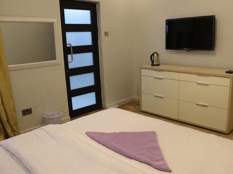 Zamel Apartments - Families Only