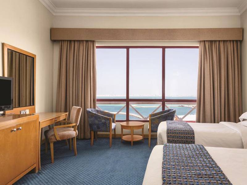 Days Hotel