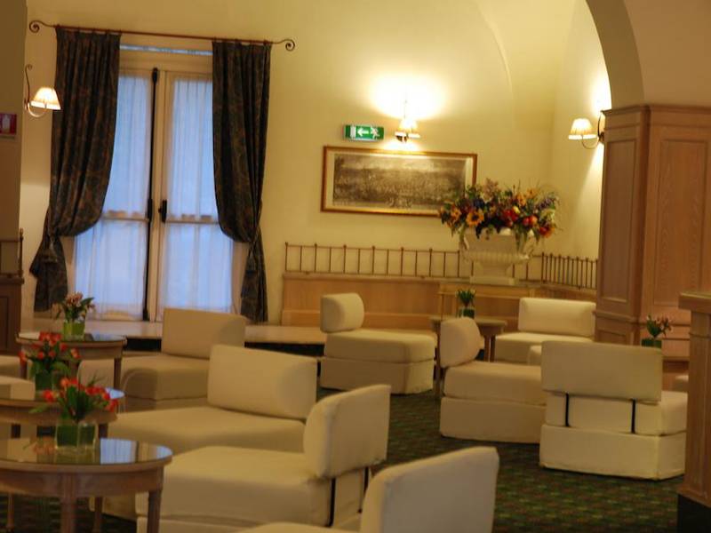 Hotel De La Ville