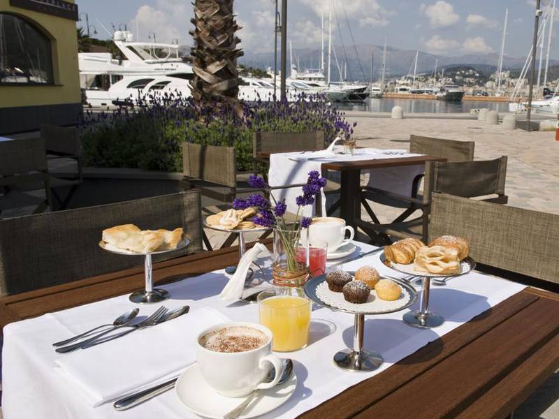Marina Place Resort