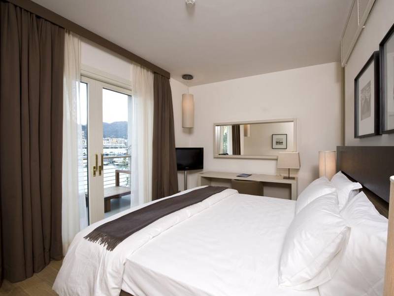 Marina Place Resort