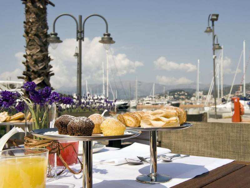 Marina Place Resort