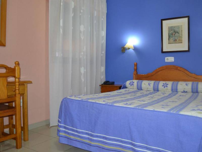 Hostal Al-Qazeres