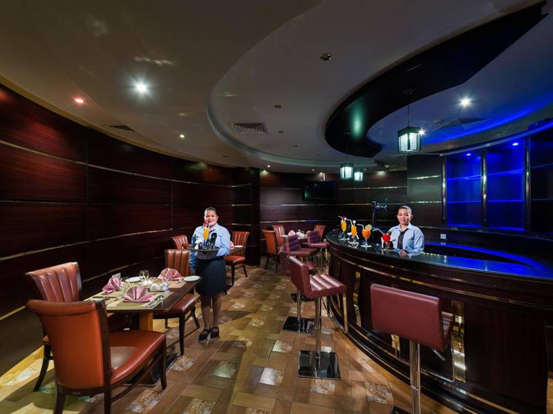 Al Wadi Hotel