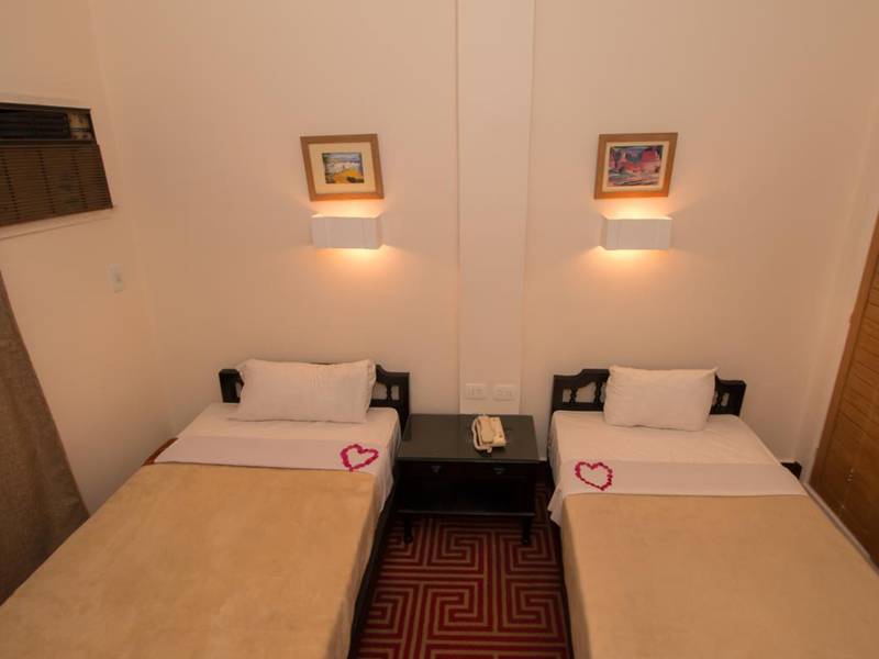 Happi Hotel