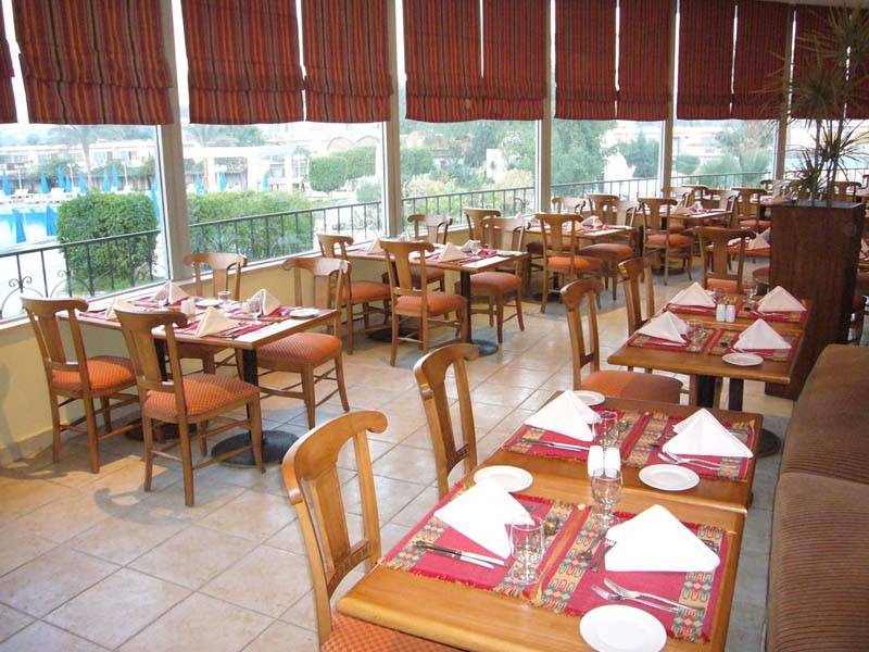 Pyramids Park Resort Cairo (Formerly Intercontinental Pyramids)