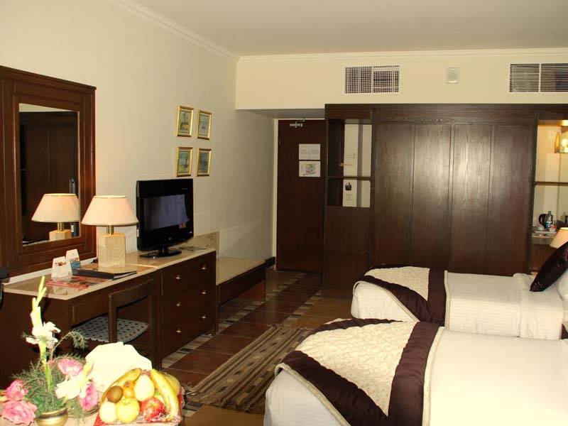 Pyramids Park Resort Cairo (Formerly Intercontinental Pyramids)