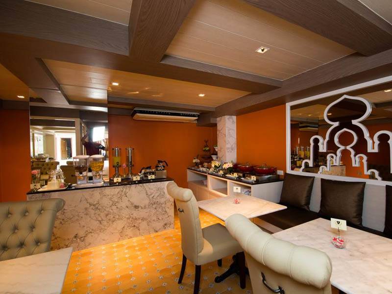 Khaosan Palace Hotel