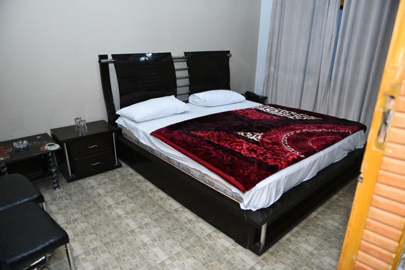 Azeem International Hotel