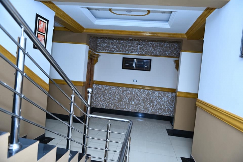Azeem International Hotel