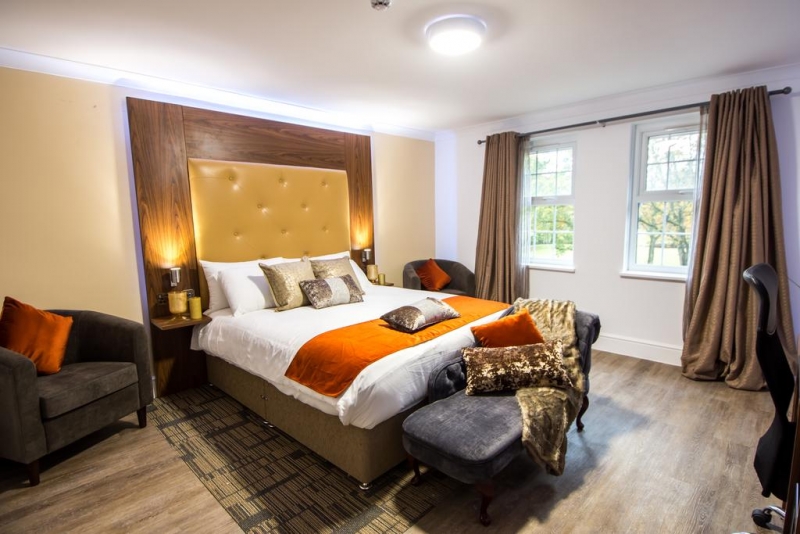 Trivelles Gatwick Hotel & Airport Parking