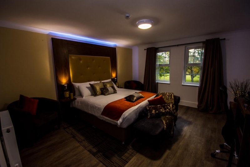 Trivelles Gatwick Hotel & Airport Parking