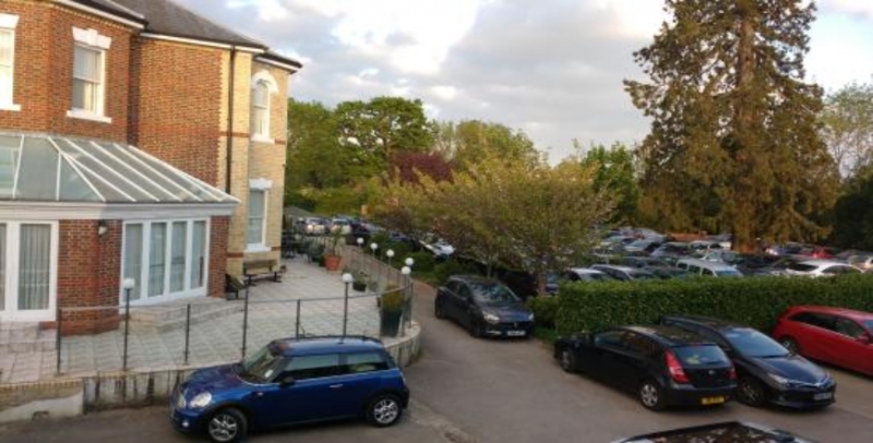 Gatwick Cambridge Hotel