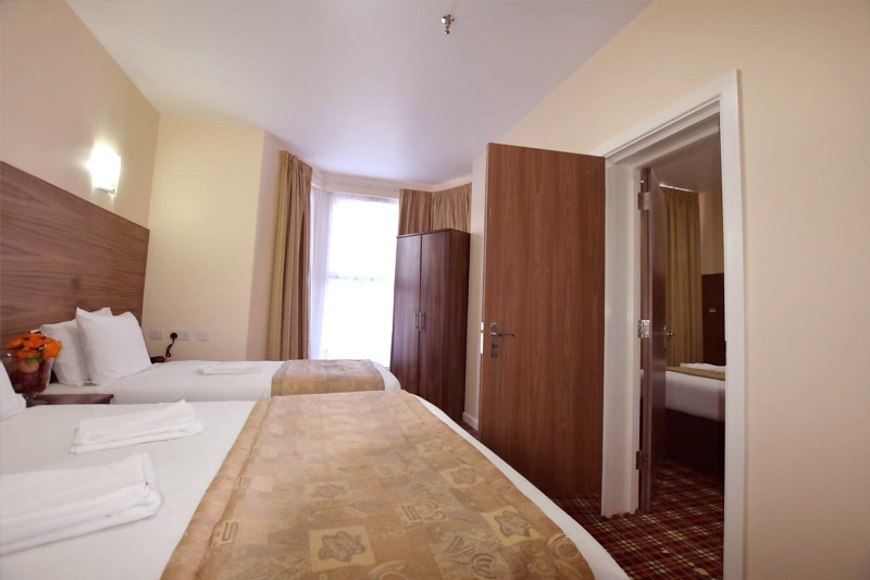 Lucky 8 Hotel