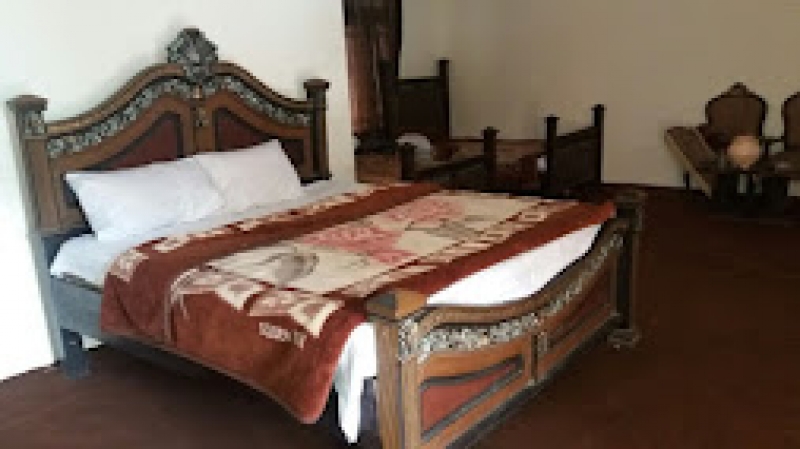 Double Room 