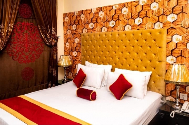 Rose Palace Hotel, Garden Town Lahore