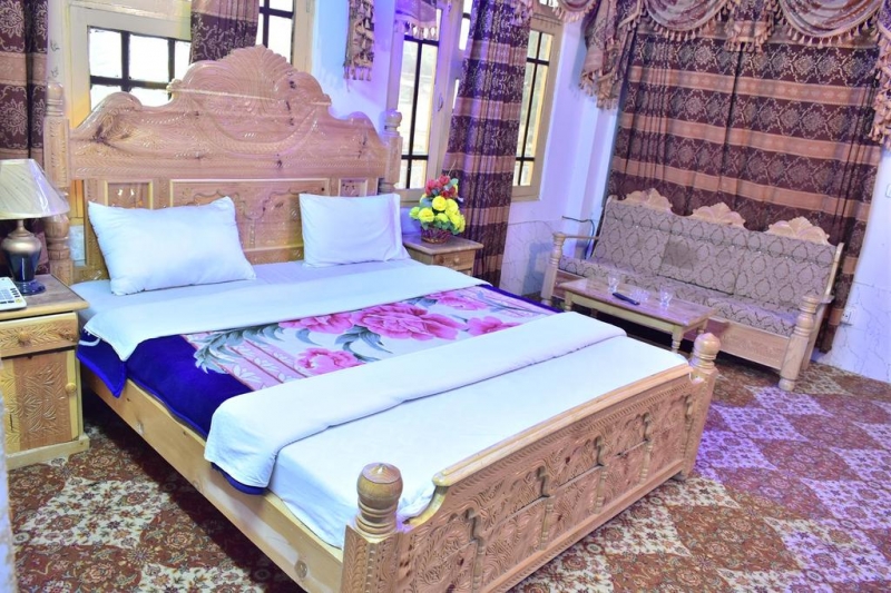 Rose Hotel Swat