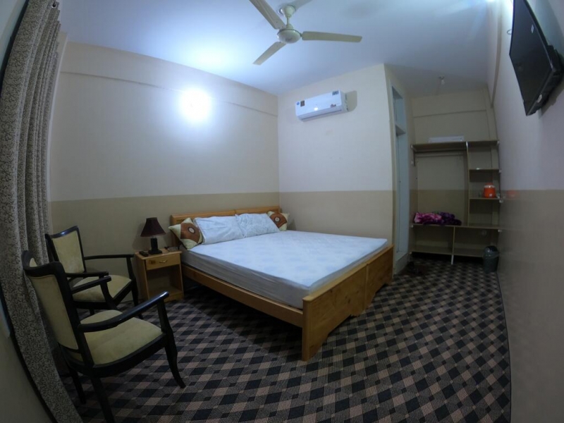Quad Room