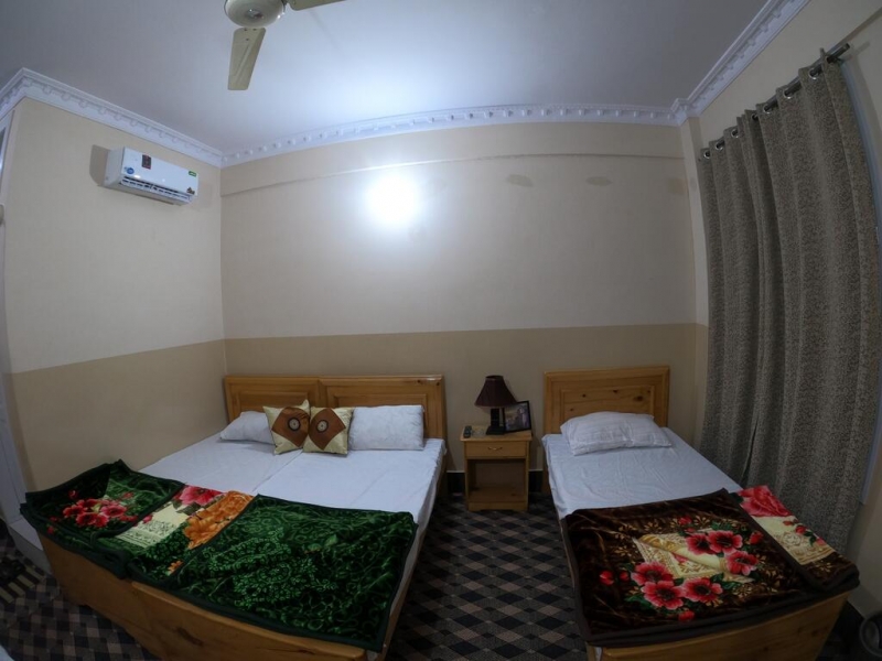 Triple Room
