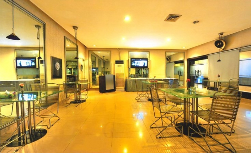 Sindbad Hotel, Multan