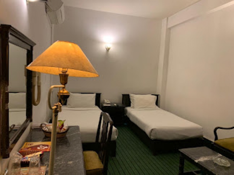 Hotel Grand, Peshawar