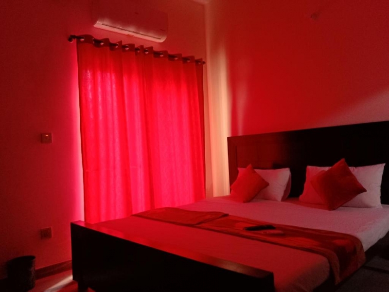 Hotel Second Home Lahore