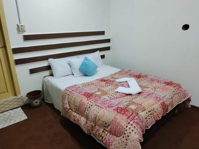 Eagle Nest Resort, Kutton