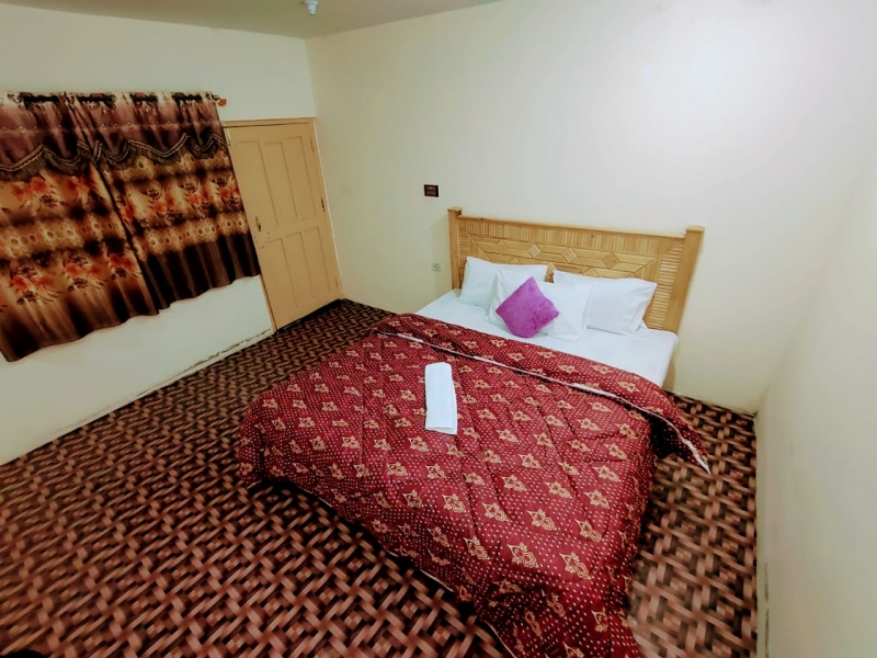 Eagle Nest Resort, Kutton