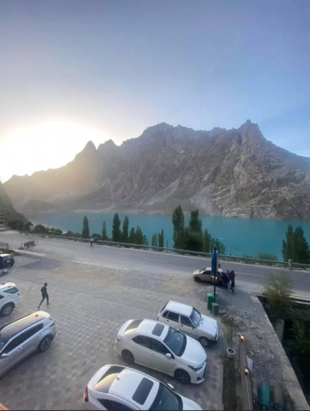 Sapphire Hunza