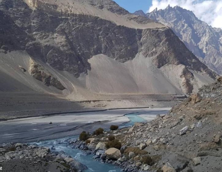 Hunza Holiday Inn, Hunza