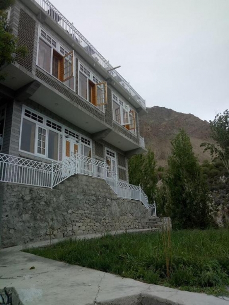 Hunza Holiday Inn, Hunza