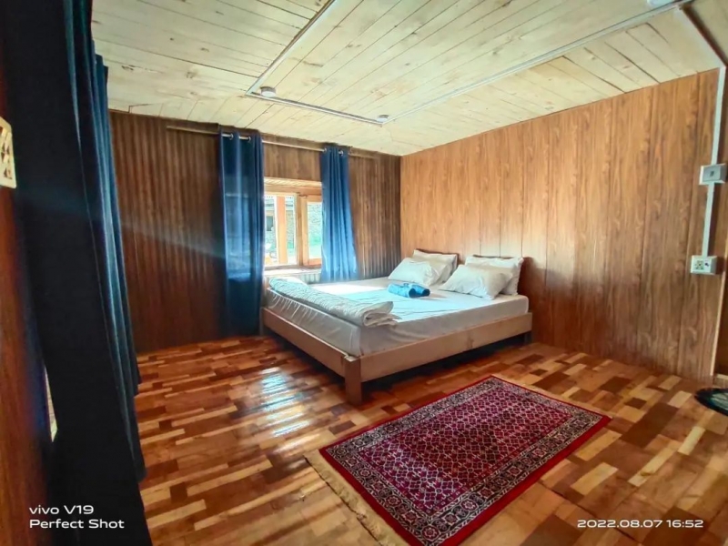 Corner Cottage Resort, Arang Kel
