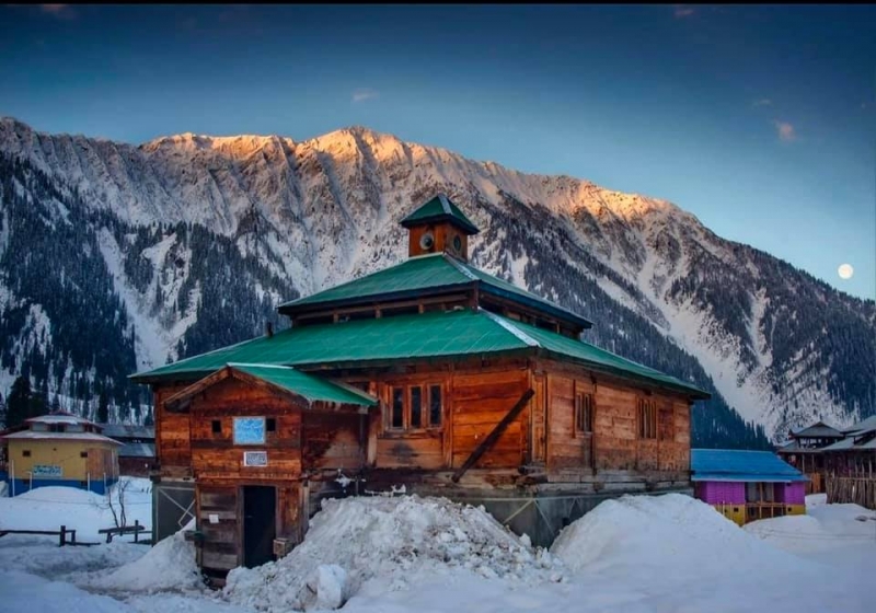 Find the best rates at Corner Cottage Resort, Arang Kel Neelum Valley