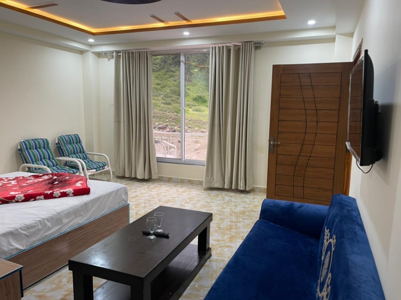 Glacier Inn Naran