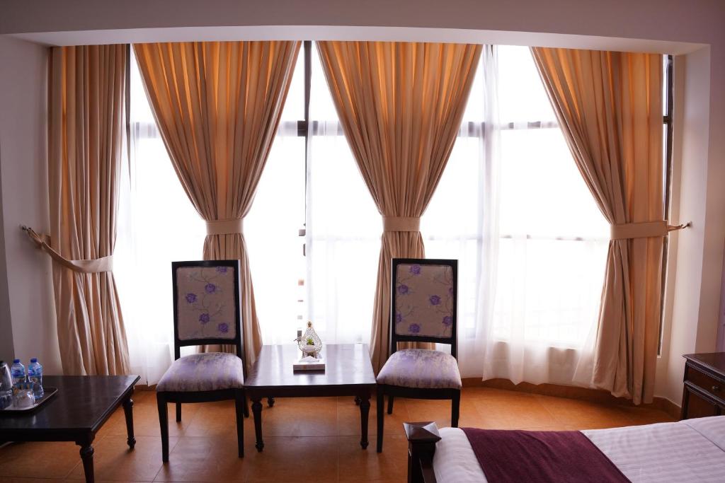 Executive Room