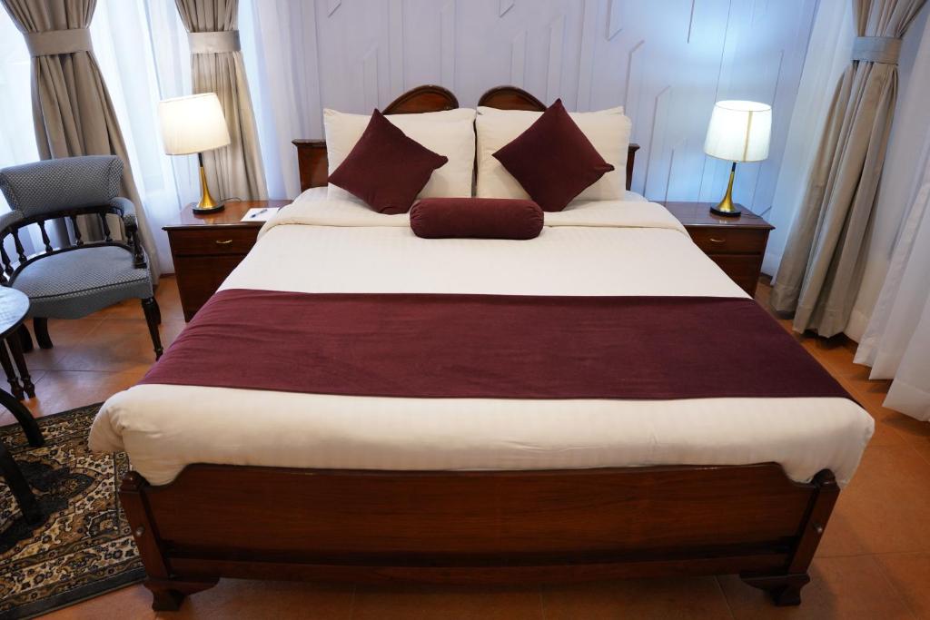 Deluxe Suite 3 Bedrooms