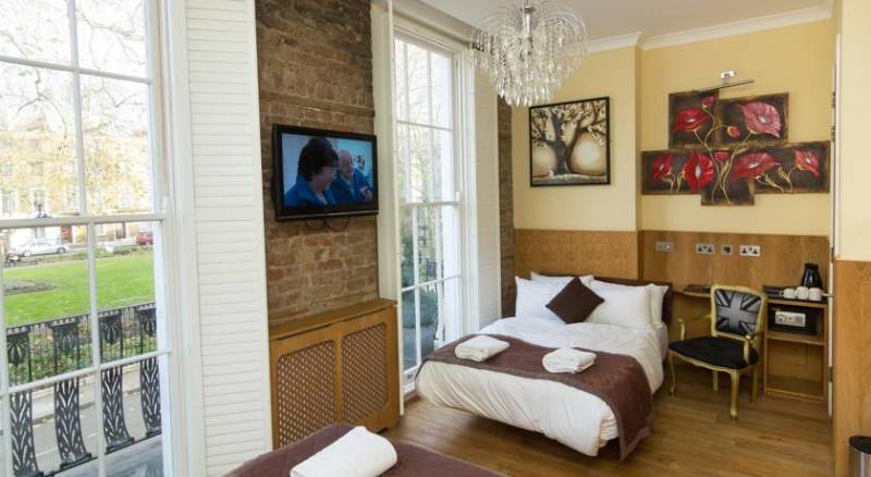 The Melville Hotel by Rokxy- Kings Cross