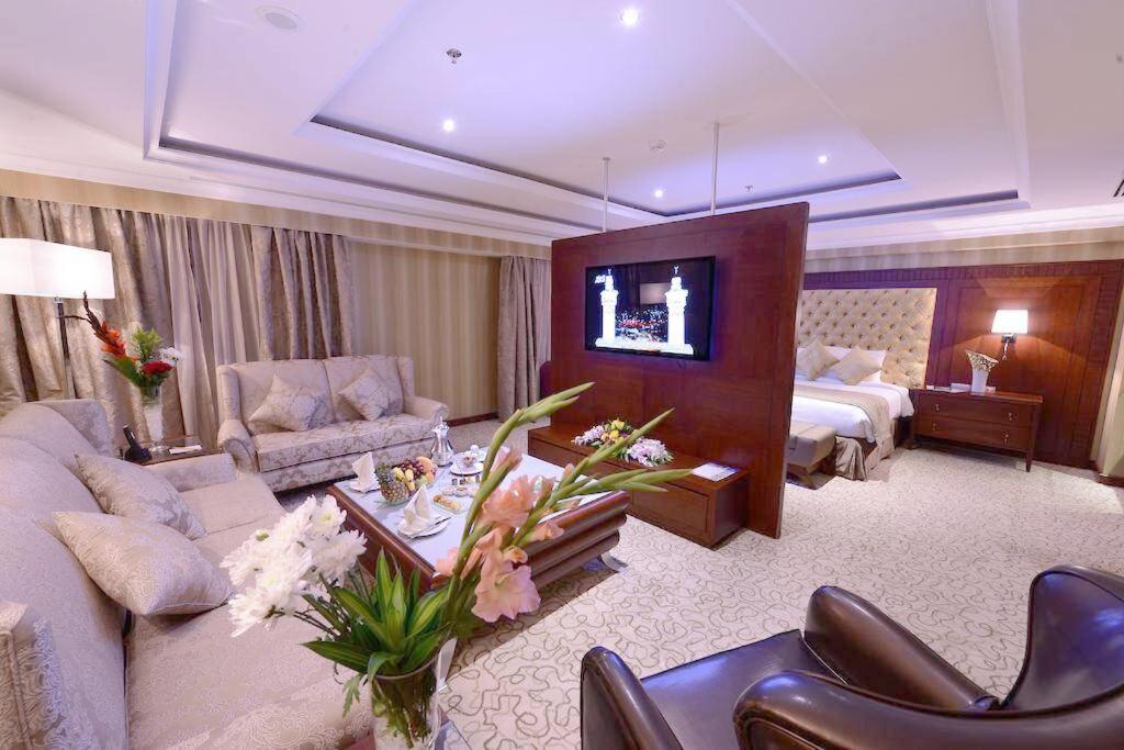 Al Aqeeq Madinah Hotel