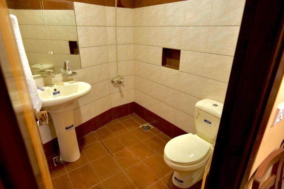 Al Makkah Hotel
