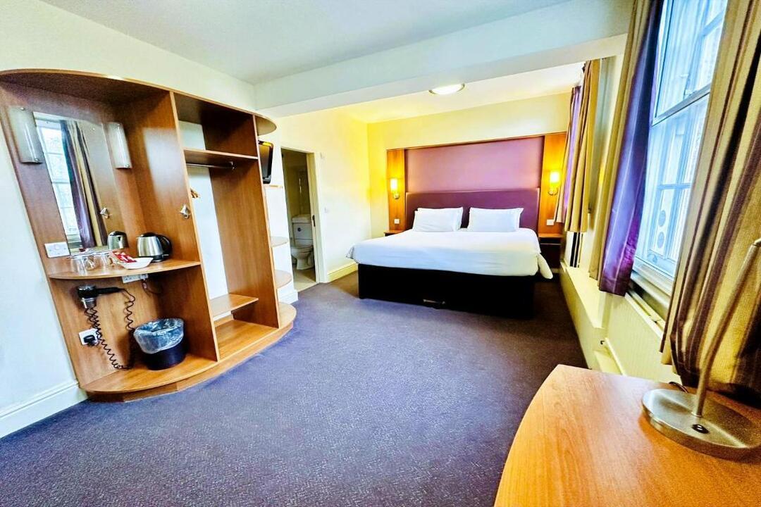 ALTY Hotel