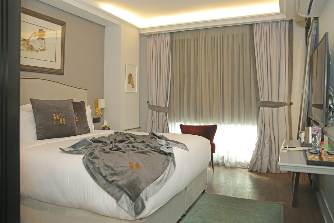 Ambiance Boutique Art Hotel